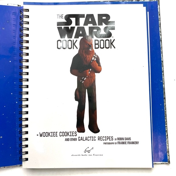 Rookie Cookies: A Star Wars Cookbook - Picture 3 of 4